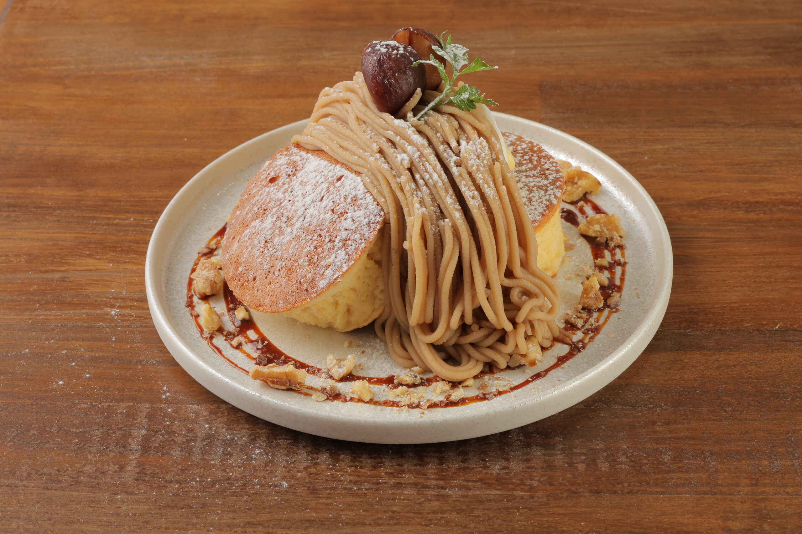 秋の新メニュー【モンブランパンケーキ】販売開始 – 駅の天然温泉